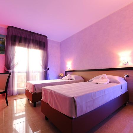 Grand Hotel Paradiso Catanzaro Oda fotoğraf