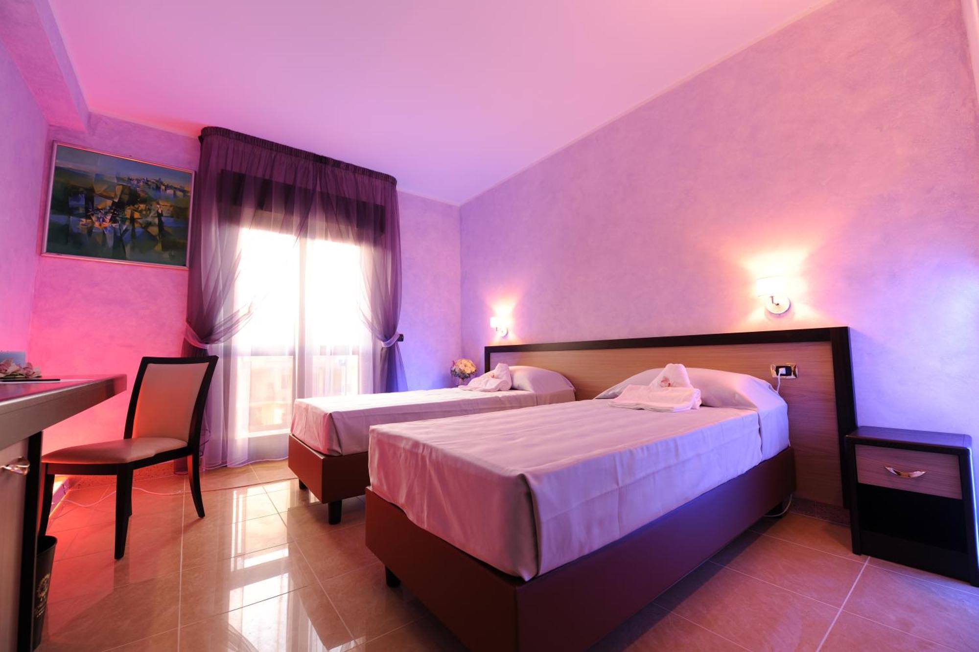 Grand Hotel Paradiso Catanzaro Oda fotoğraf