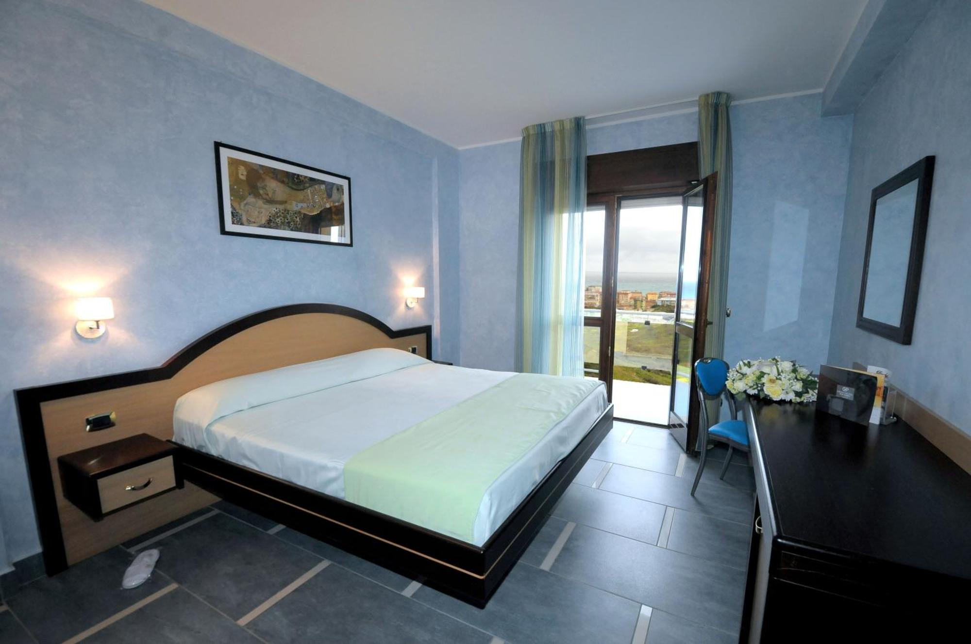 Grand Hotel Paradiso Catanzaro Oda fotoğraf