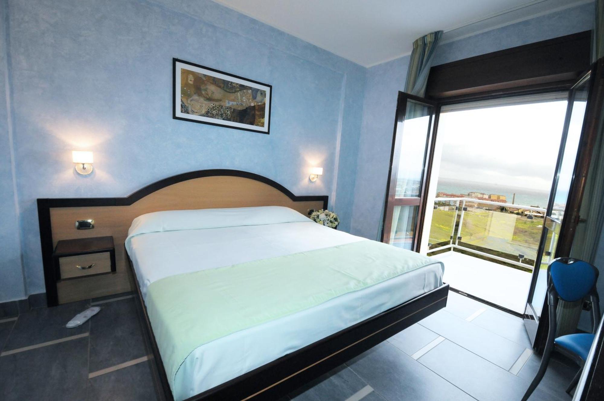 Grand Hotel Paradiso Catanzaro Oda fotoğraf